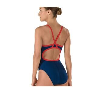 Solid Flyback Training Suit One Piece - Speedo Endurance+